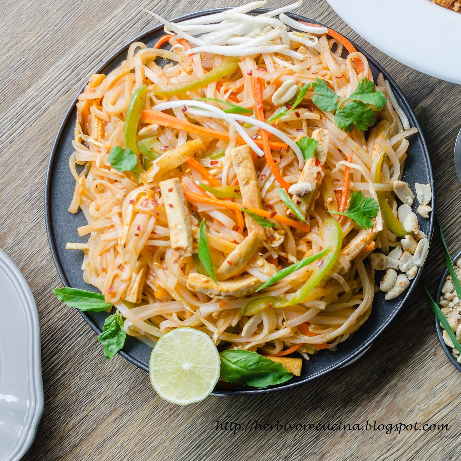 Pad Thai Curry
 Herbivore Cucina Ve arian Pad Thai Noodles