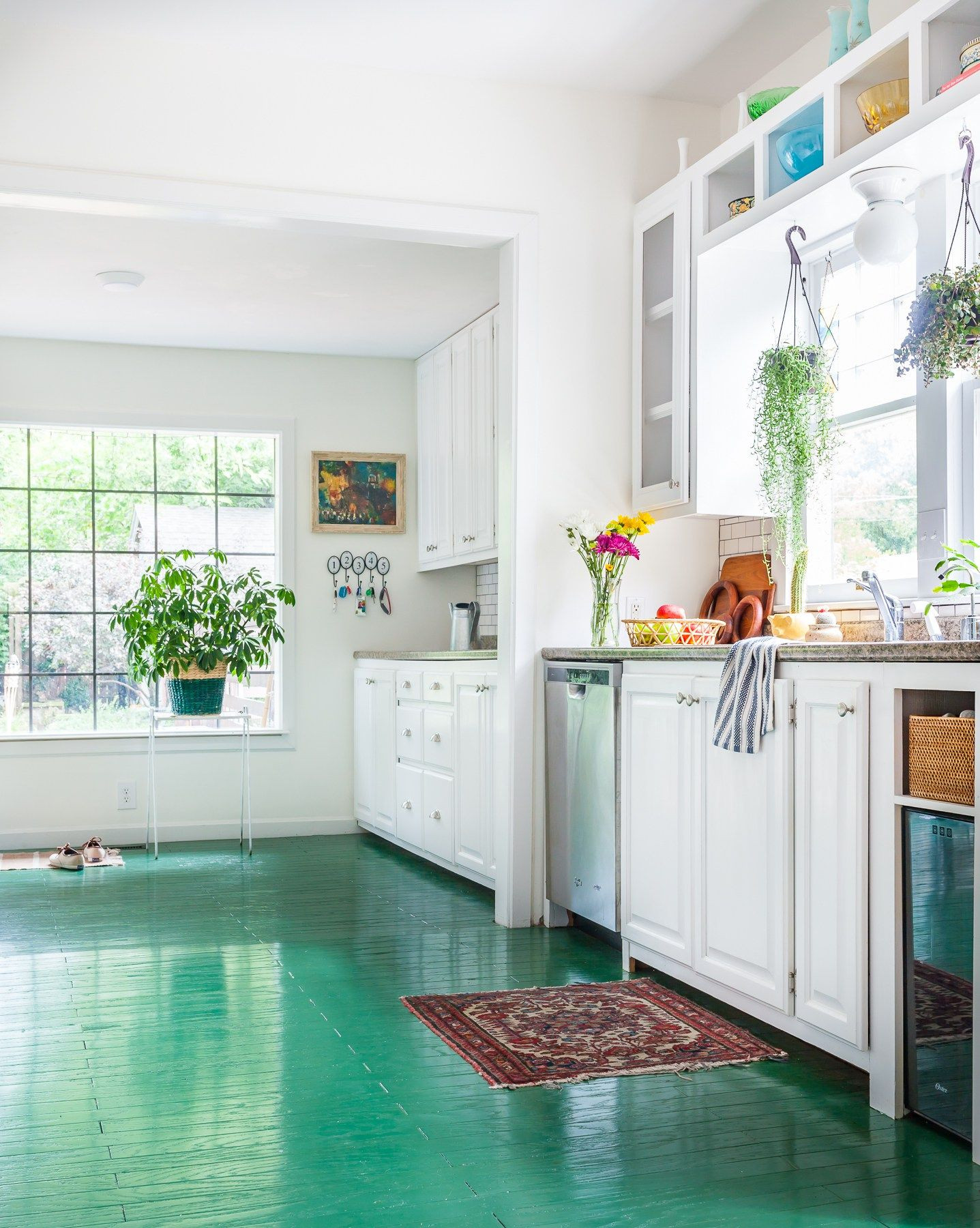Painting Kitchen Tile Floor
 LOVE this kitchen with its green painted floors so much