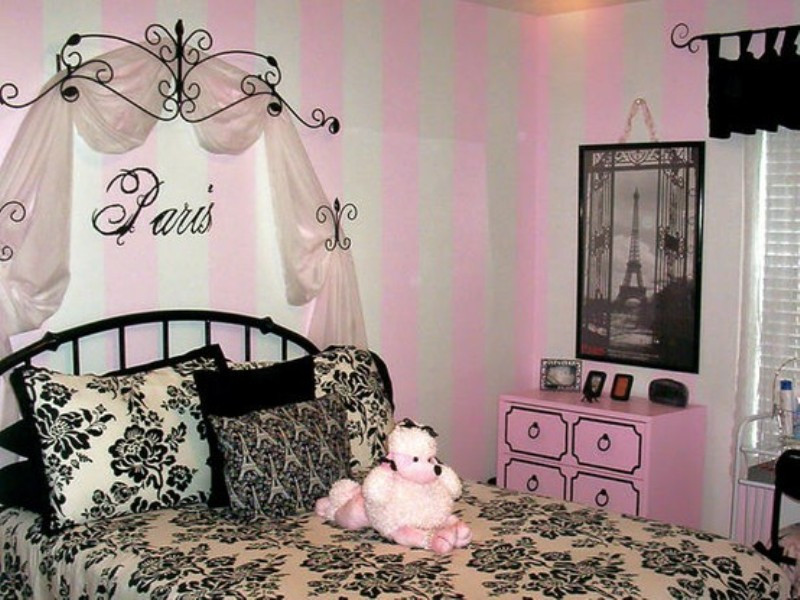 Parisian Themed Girls Bedroom
 How To Create A Charming Girl’s Room In Paris Style