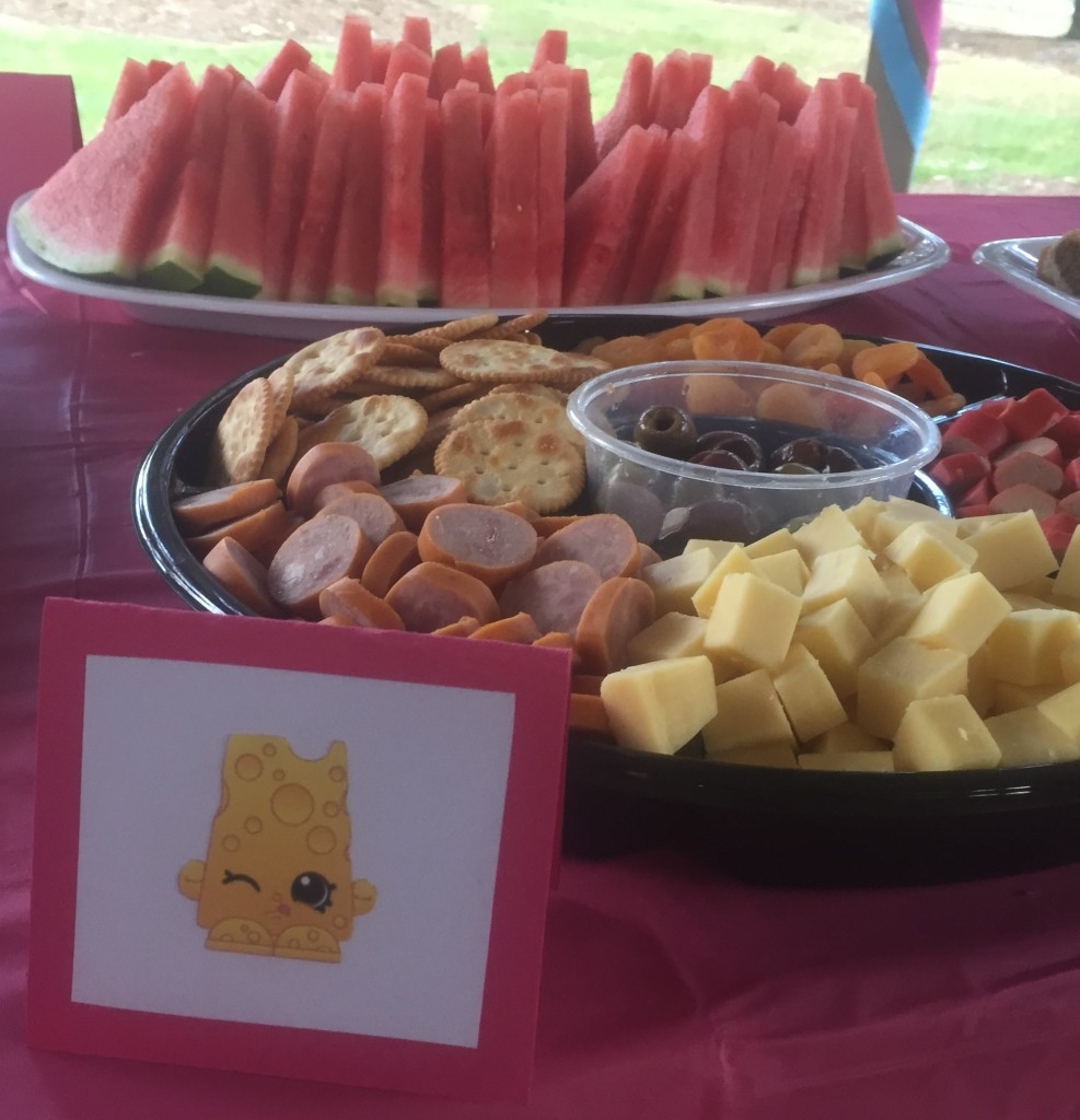 Park Birthday Party Food Ideas
 Shopkins Party in the Park