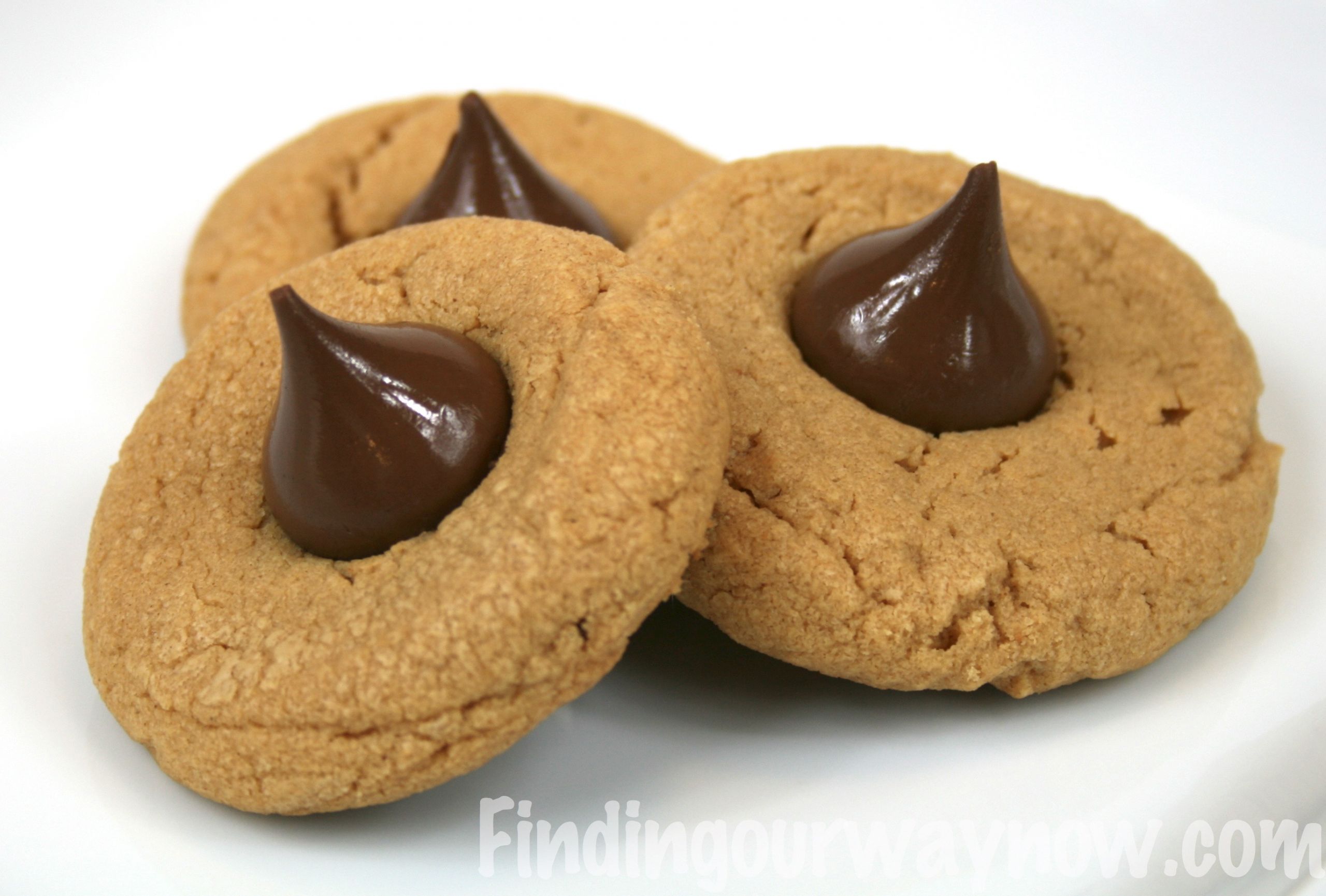 Peanut Butter Cookies With Kiss
 Chocolate Kiss Peanut Butter Cookies Recipe Finding