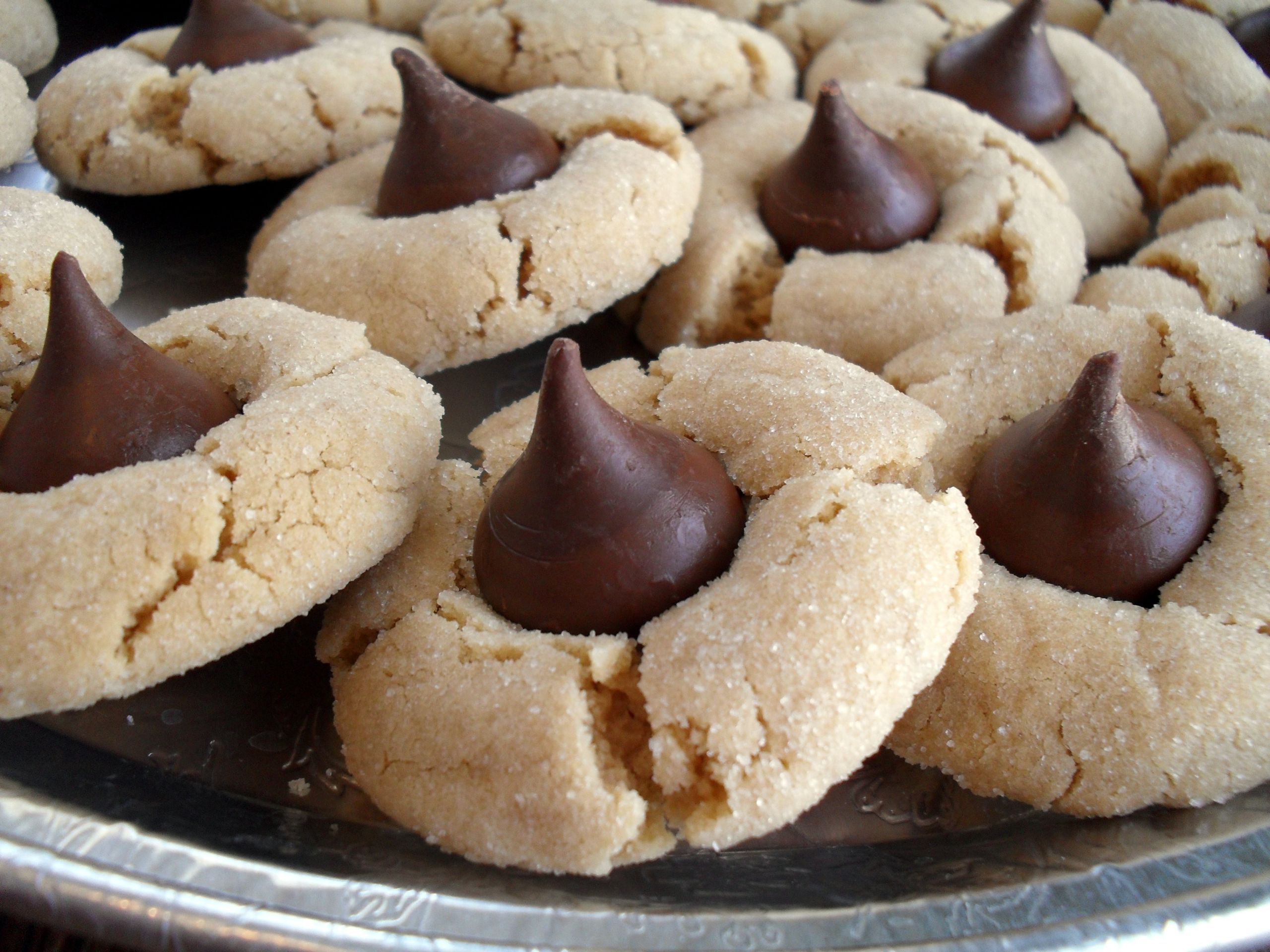 Peanut Butter Cookies With Kiss
 Hershey’s Kisses Peanut Butter Blossom Cookies