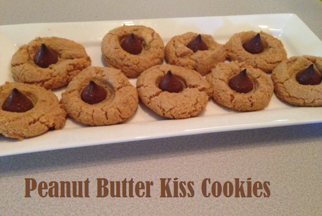 Peanut Butter Cookies With Kiss
 Join the line Cookie Exchange goodcookkitchenexprt