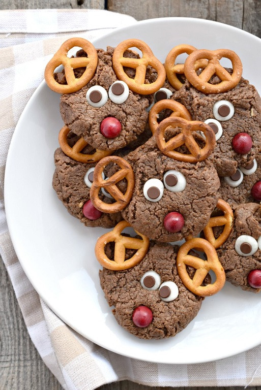 Peanut Butter Holiday Cookies
 2015 Holiday Cookie Roundup