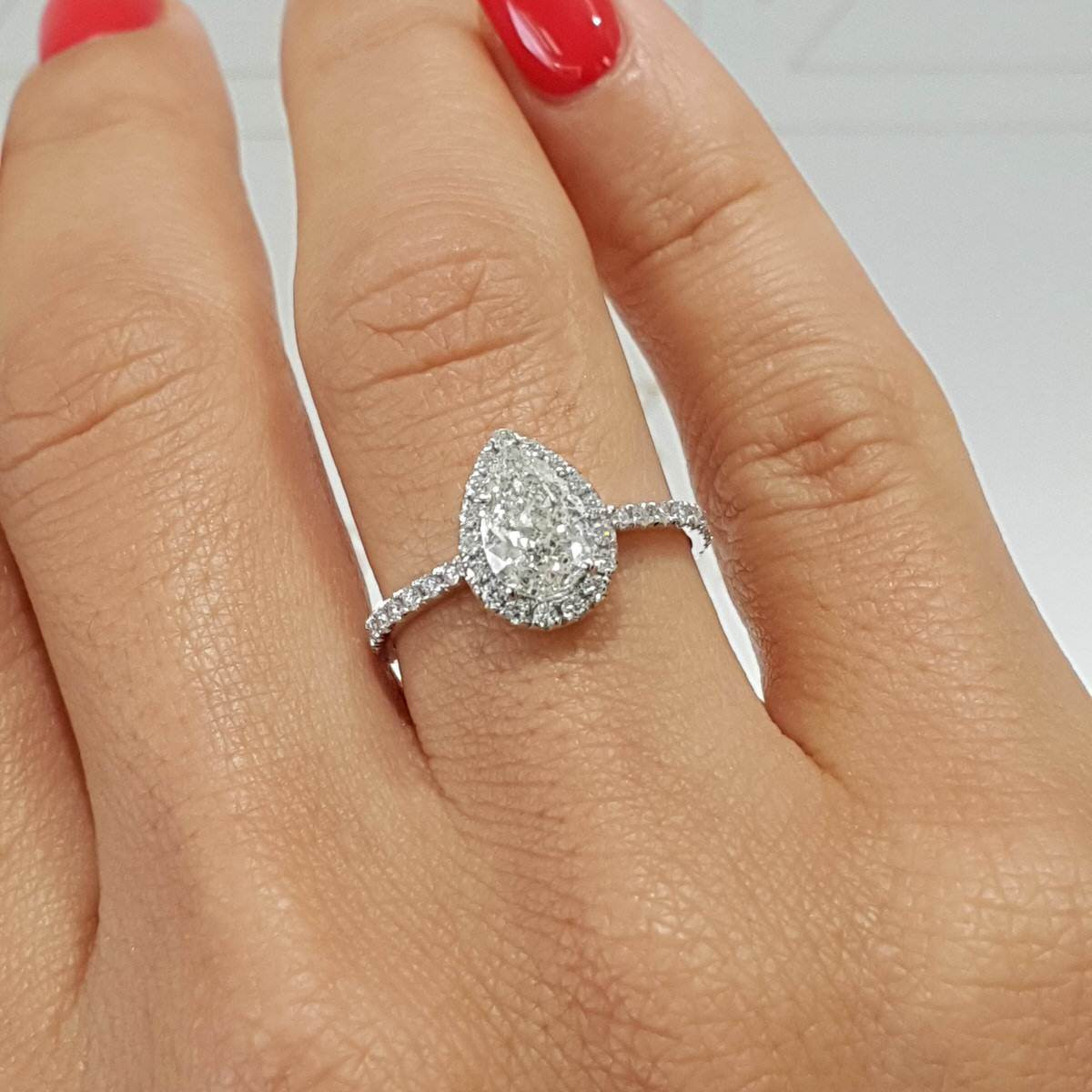 Pear Shaped Diamond Engagement Rings
 2 Carat PEAR SHAPE HALO STYLE DIAMOND ENGAGEMENT RING