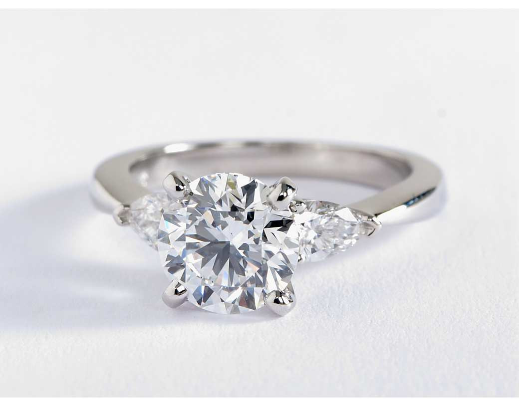 Pear Shaped Diamond Engagement Rings
 Classic Pear Shaped Diamond Engagement Ring in Platinum