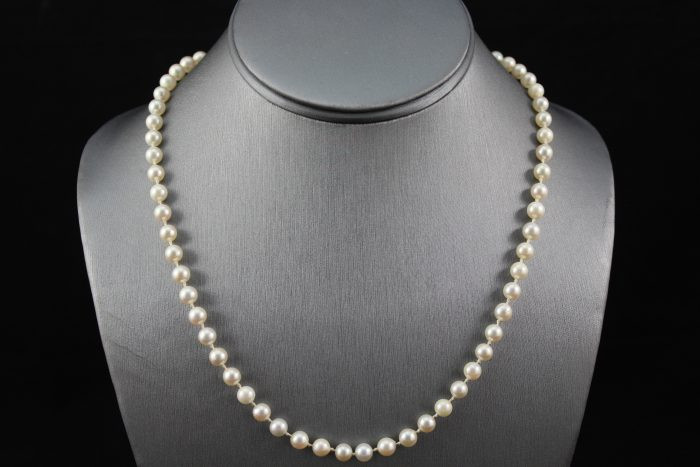 Pearl Necklace Value
 Vintage IMPERIAL PEARL – IPS 14K Gold Cultured Pearl