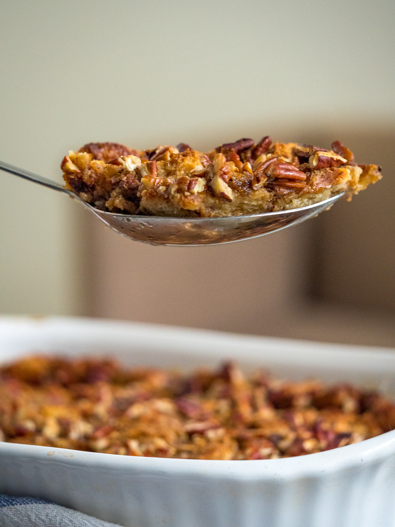 Pecan Pie Bread Pudding
 Sweet And Sticky Pecan Pie Bread Pudding – 12 Tomatoes