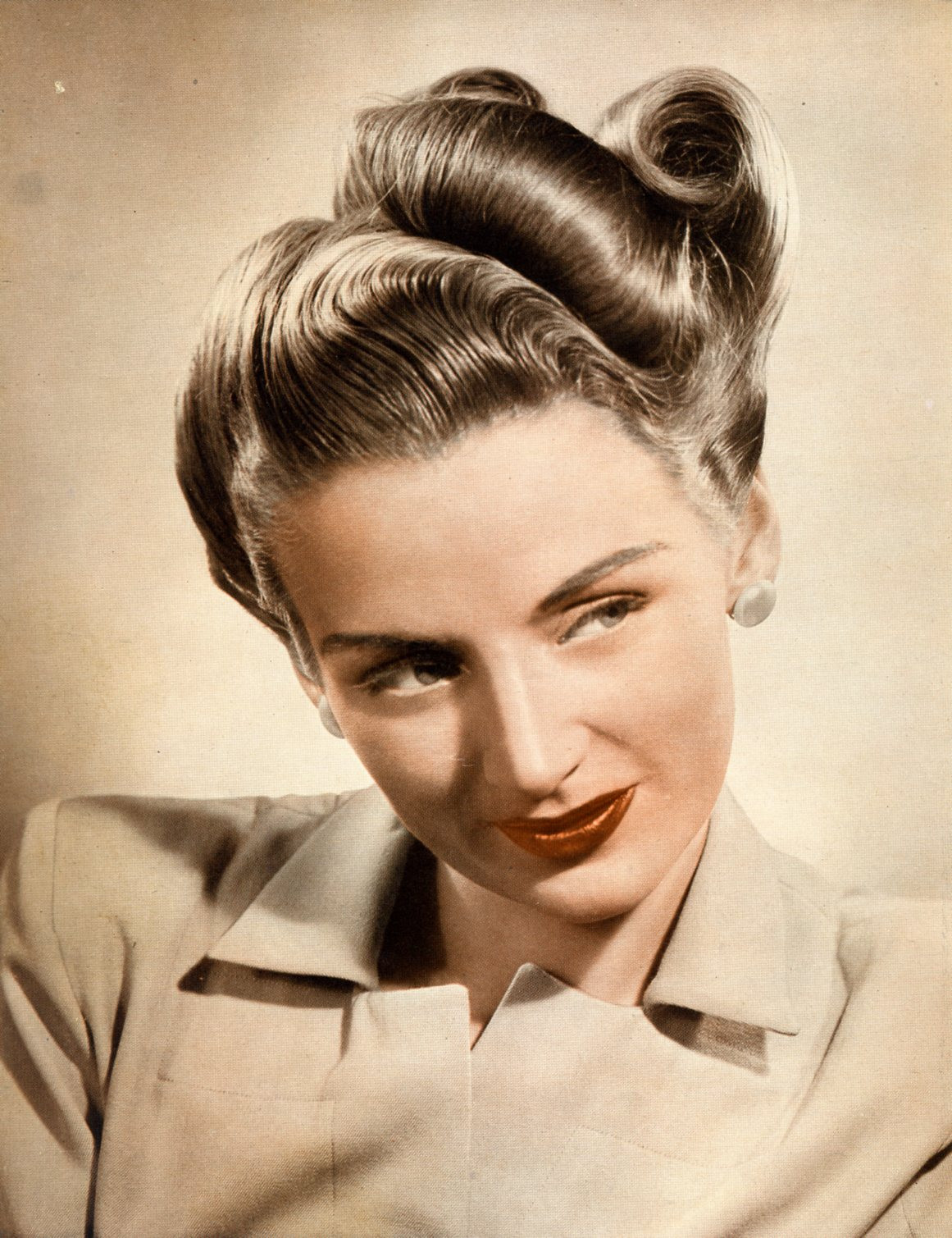 Pin Up Updo Hairstyles
 20 Vintage Hairstyles for Long Hair in 2016 MagMent