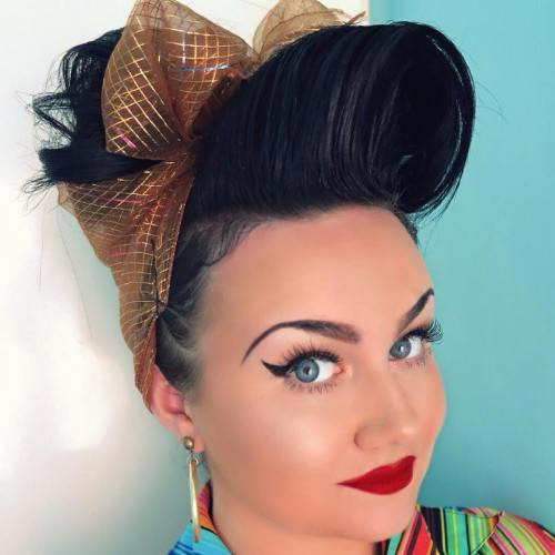 Pin Up Updo Hairstyles
 40 Pin Up Hairstyles for the Vintage Loving Girl