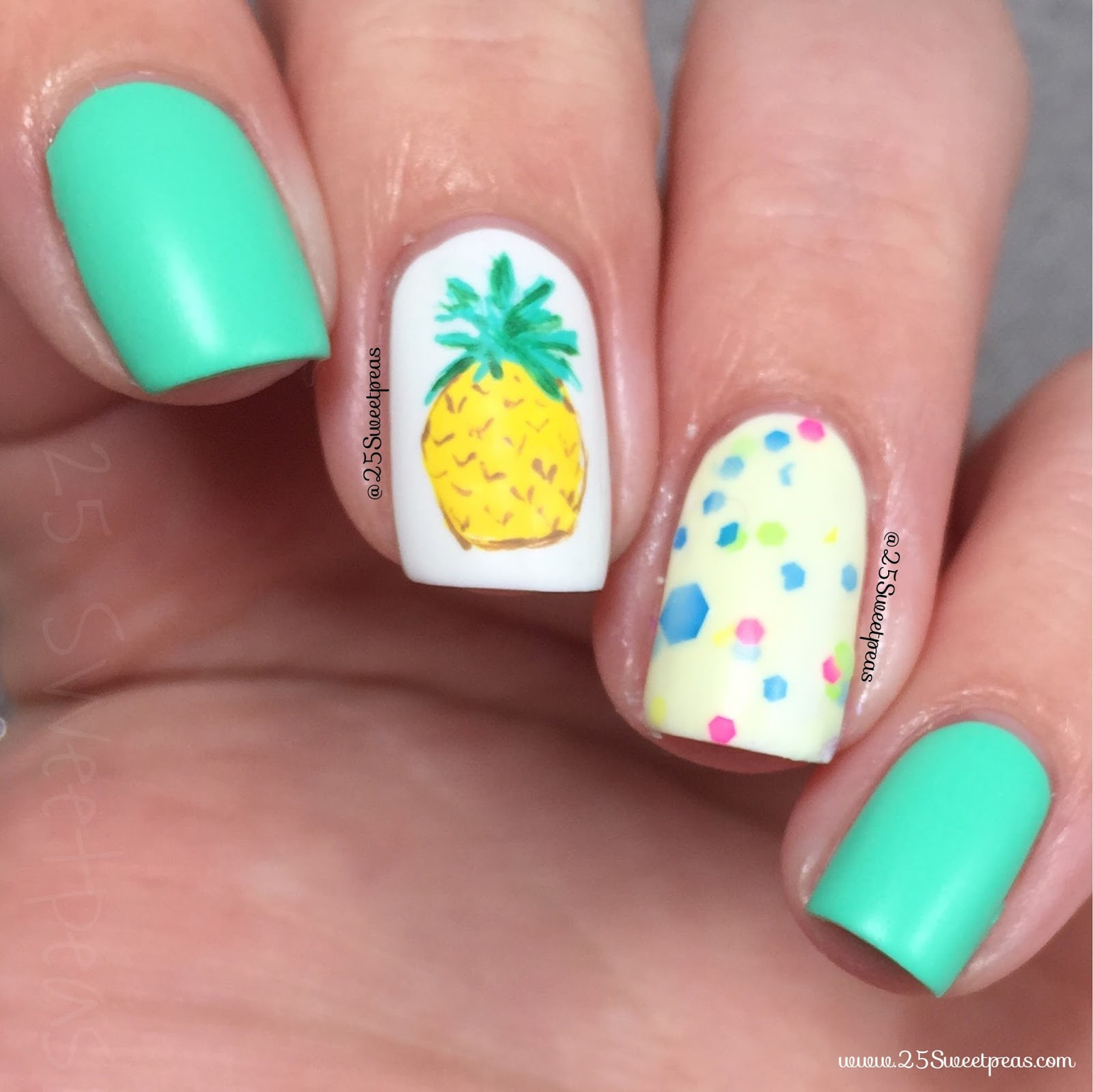 Pineapple Nail Art
 Summer Ready