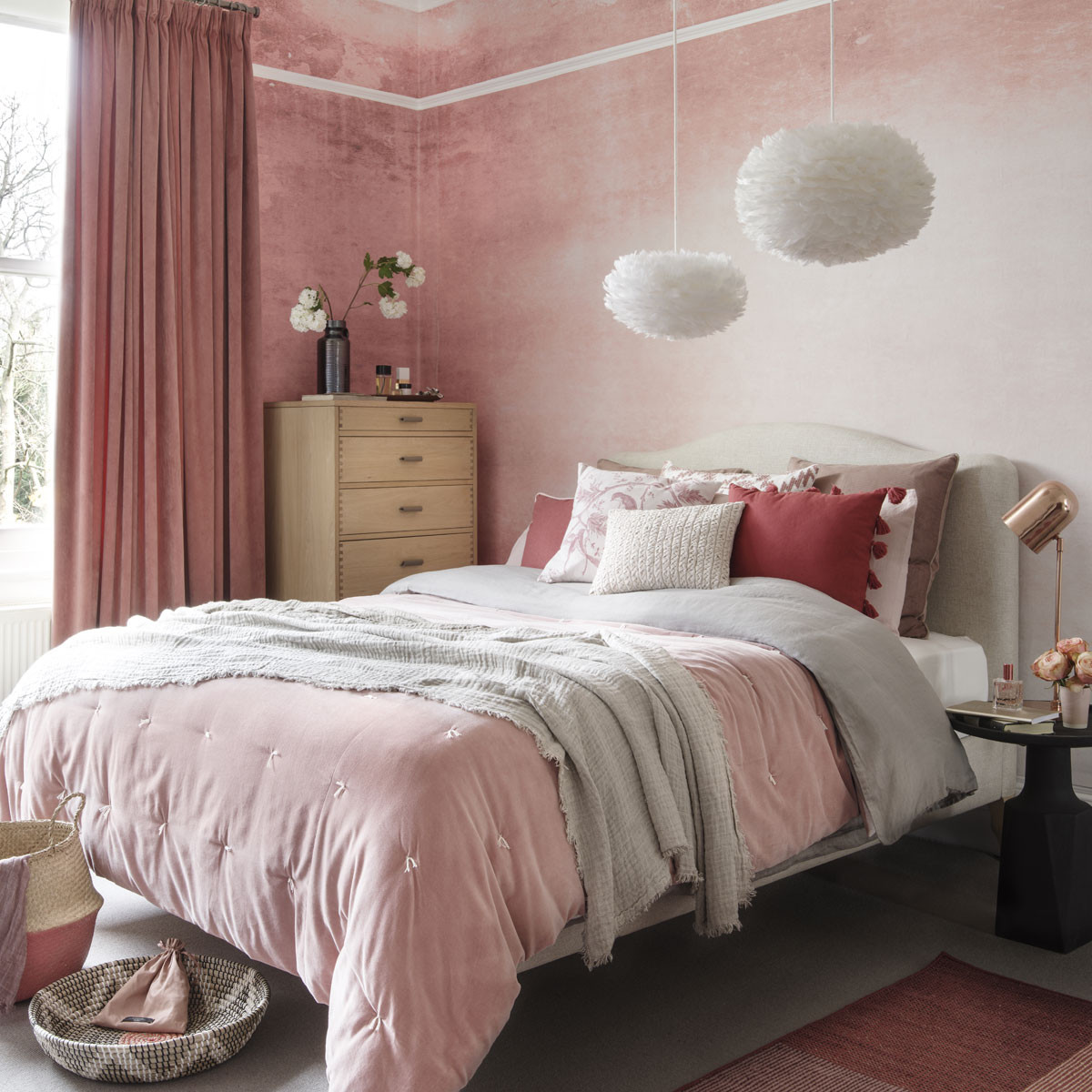 Pink Bedroom Walls
 How to decorate with coral blush tones