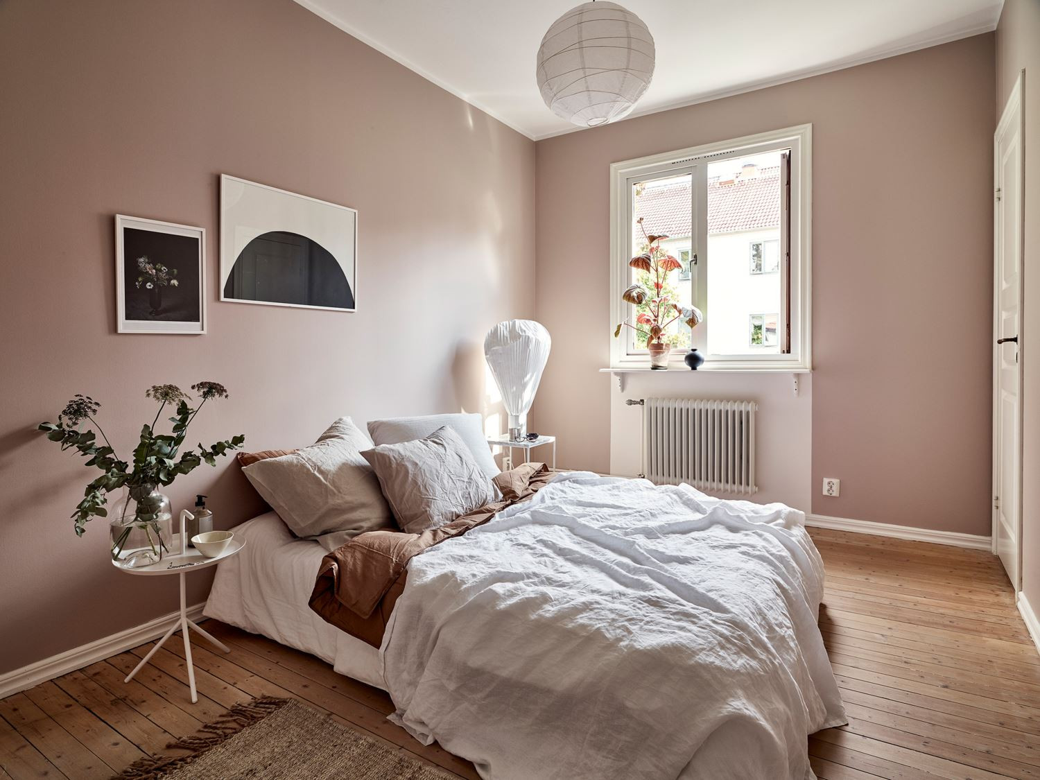 Pink Bedroom Walls
 Dusty pink bedroom walls COCO LAPINE DESIGNCOCO LAPINE