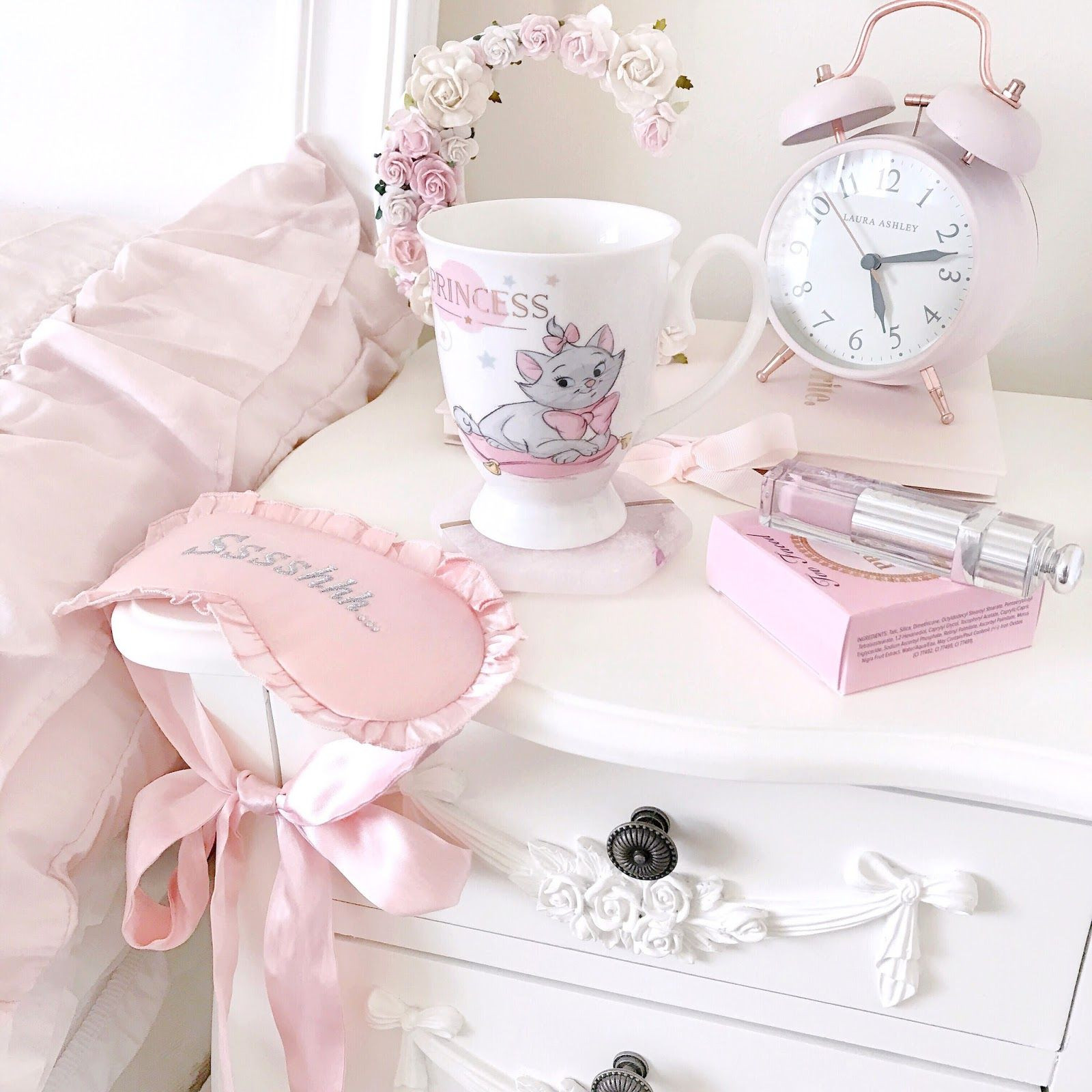 Pink Shabby Chic Bedroom
 Pinterest EnchantedInPink