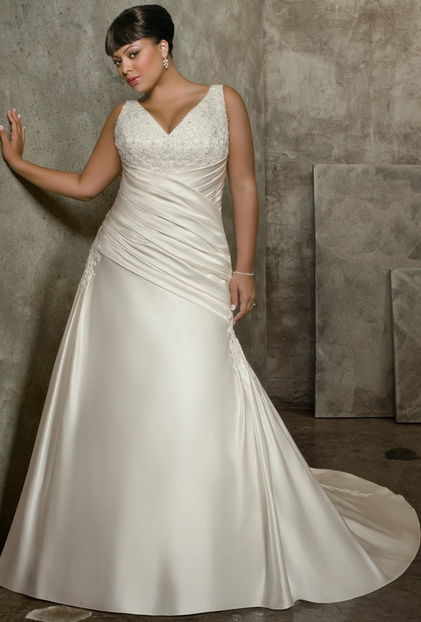 Plus Size Wedding Dresses With Color
 Wedding Gowns for Plus Size Brides