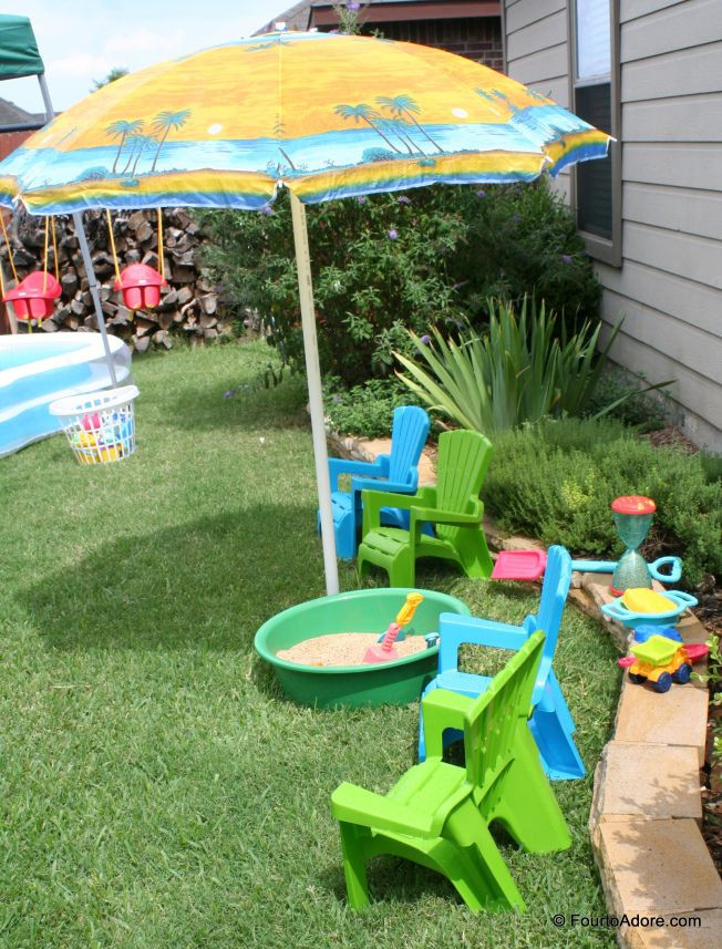 Pool Party Ideas For 2 Year Old
 Great idea for an outside birthday party for preschoolers