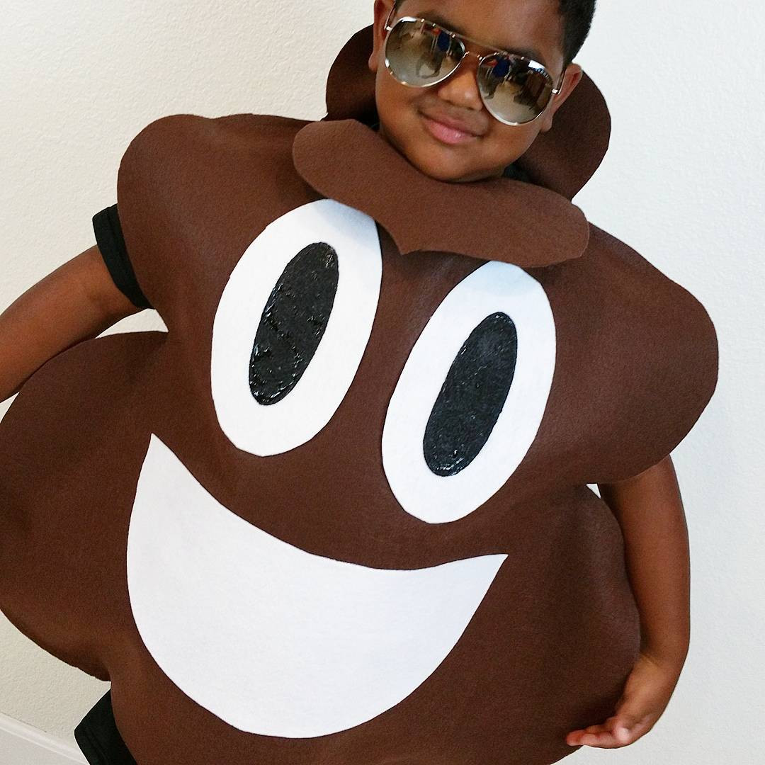 Poop Emoji Costume DIY
 TWO No Sew DIY Emoji Costumes for Under $25 JPHalloween