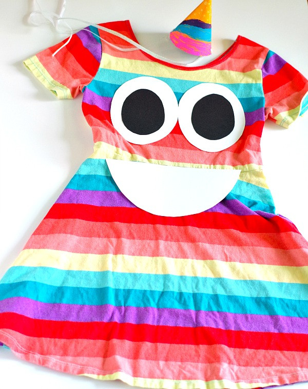 Poop Emoji Costume DIY
 DIY Rainbow Poop Emoji Costume – Val Event Gal