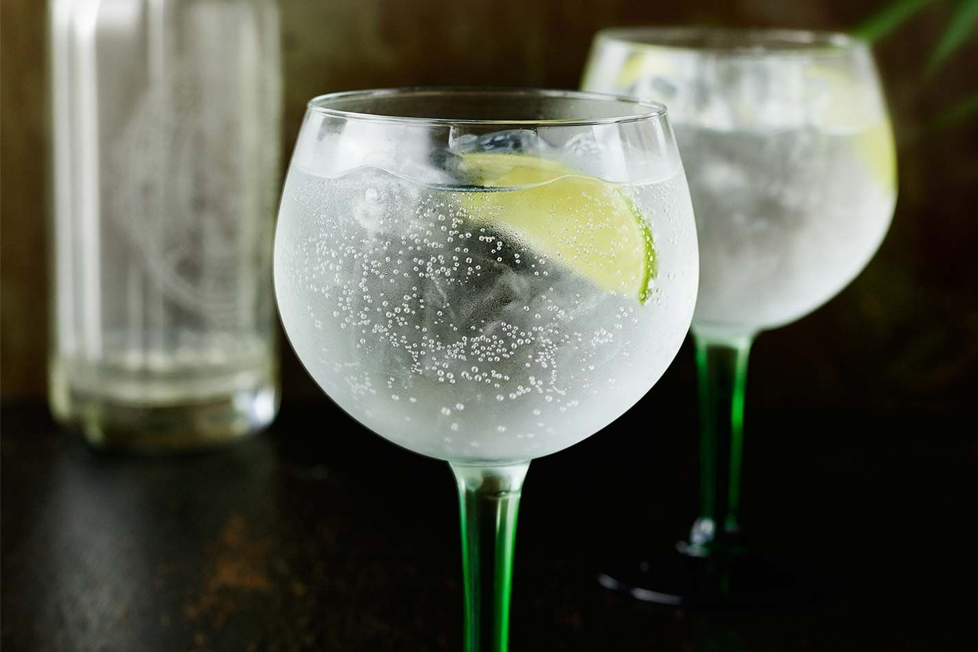Popular Gin Drinks
 Perfect Gin & Tonic Cocktail Recipe