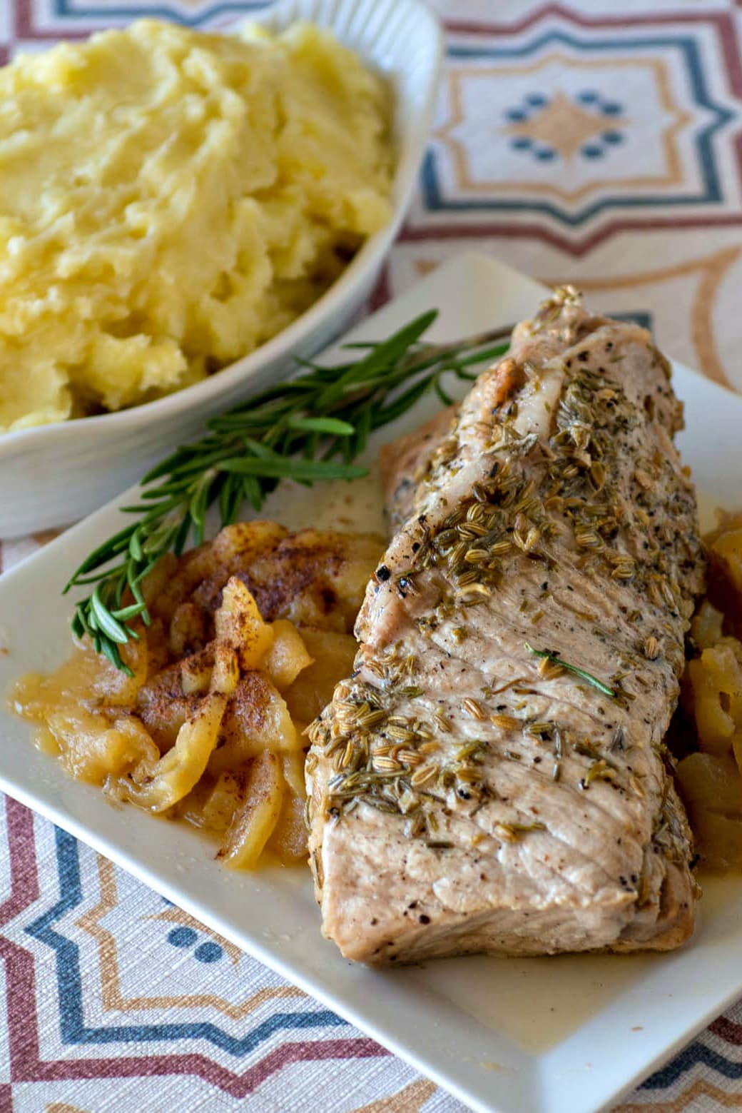 Pork Loin In The Instant Pot
 Instant Pot Pork Loin with Apples and Mashed Potatoes