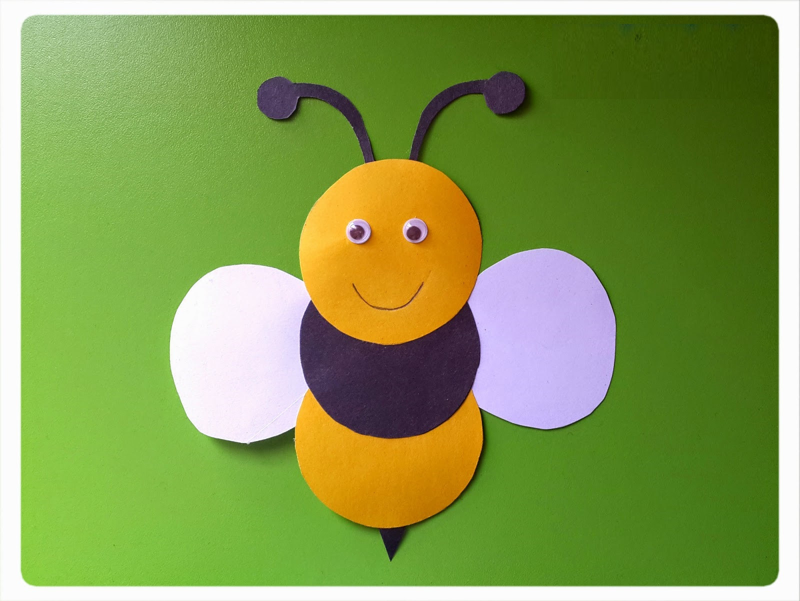 Preschool Arts Crafts
 Bee Craft Idea – Preschoolplanet