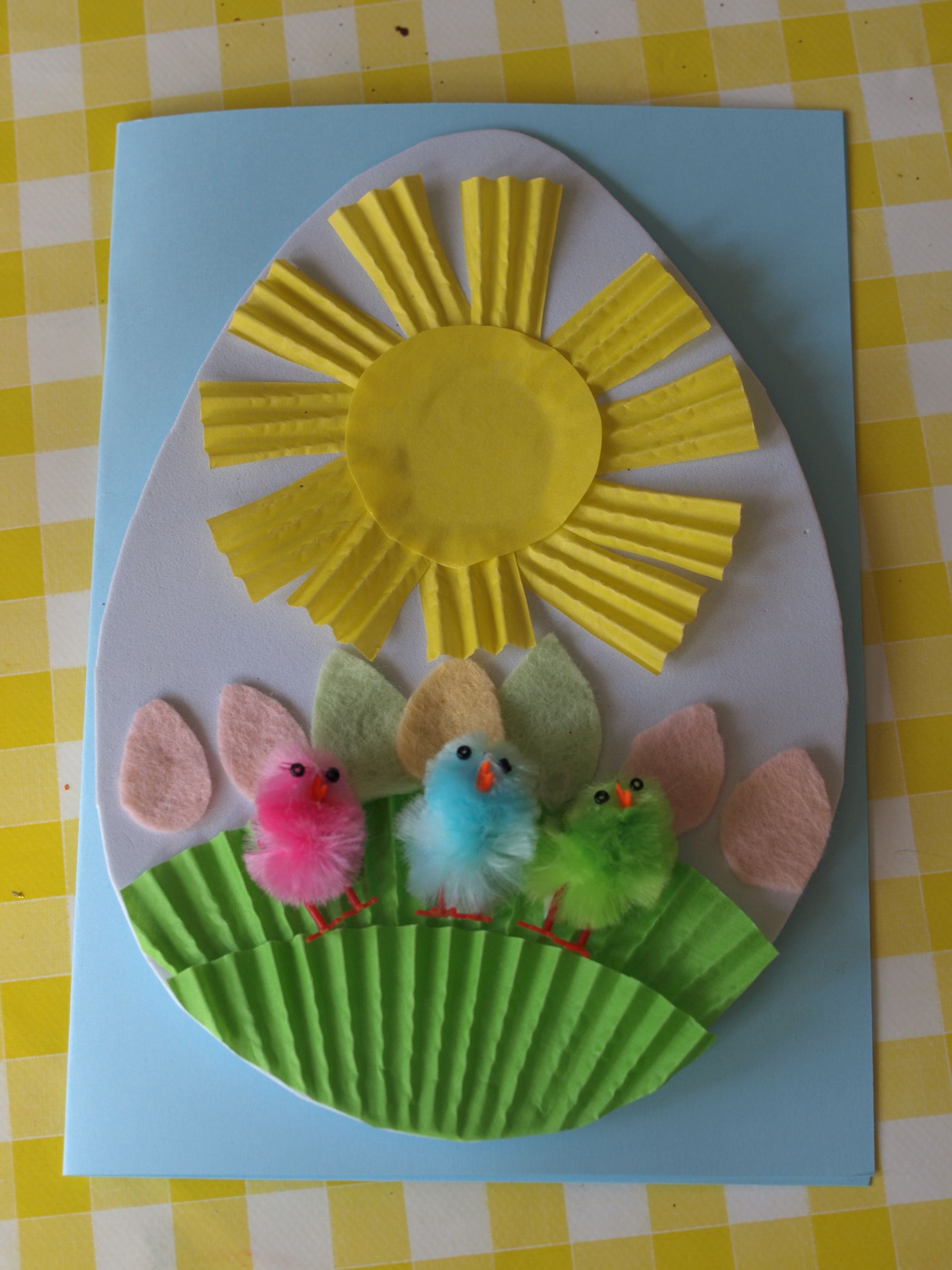 Preschool Crafts Ideas
 Easter Cards for Preschoolers to Make Here e the Girls