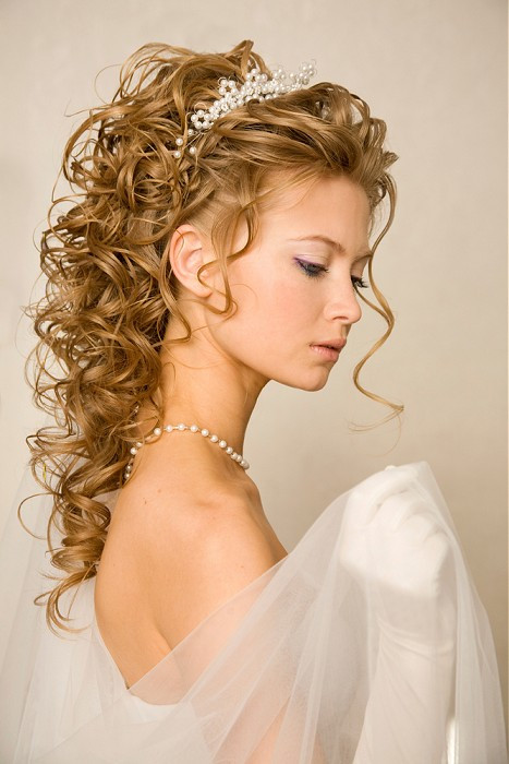 Pretty Hairstyles For Weddings
 30 Wedding Hairstyles A Collection that Gorgeous Brides