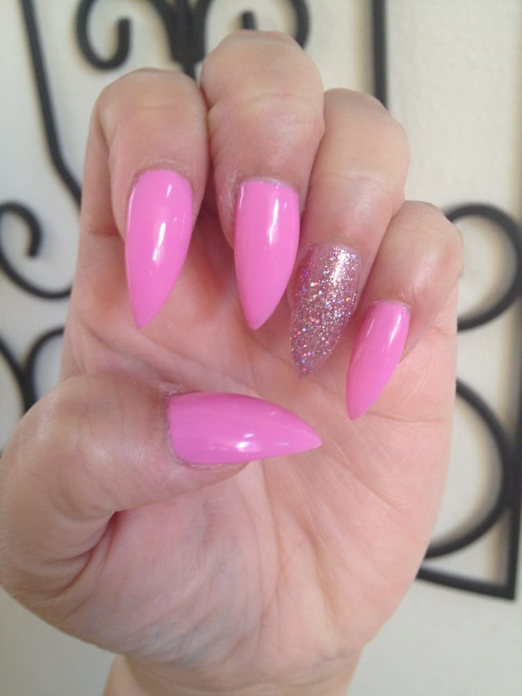 Pretty Stiletto Nails
 pretty in pink gel stiletto nails by Jane Yelp