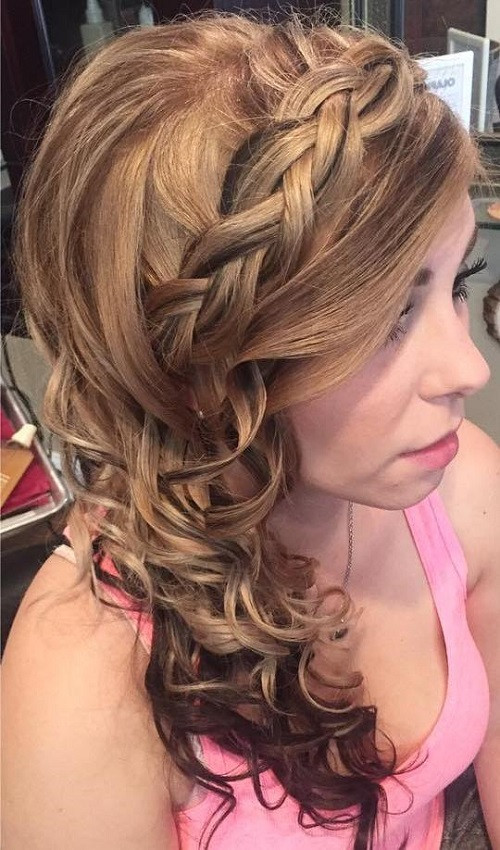 Prom Hairstyles Curled Hair
 45 Side Hairstyles for Prom to Please Any Taste