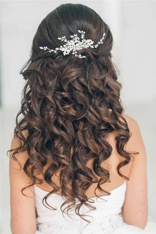 Prom Hairstyles Curled Hair
 49 Elegant Prom Hairstyles for Curly Hair Women