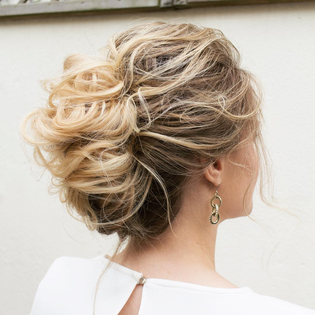 Prom Updo Hairstyles For Long Hair
 10 Gorgeous Prom Updos for Long Hair Prom Updo Hairstyles
