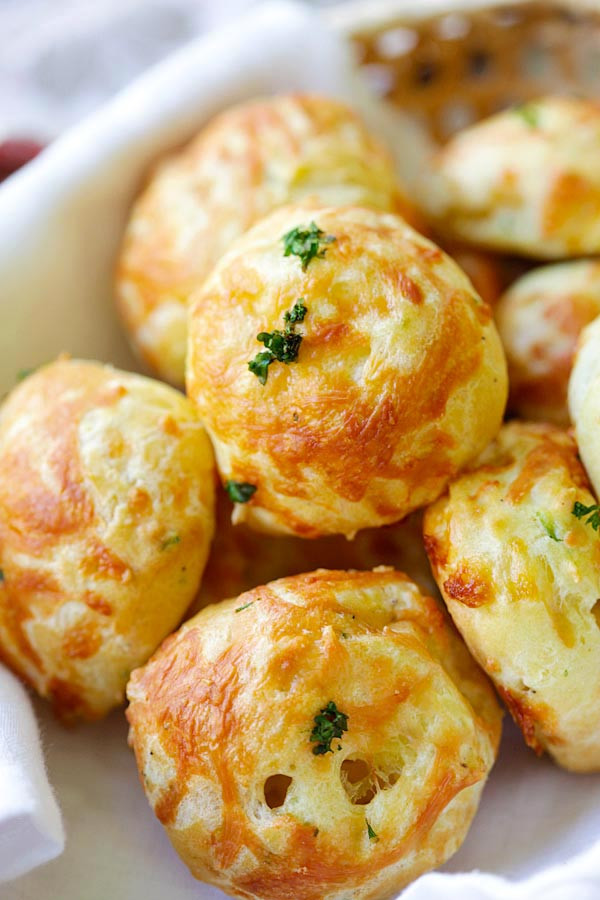 Puff Pastry Appetizers Cheese
 Cheese Puffs Gougeres
