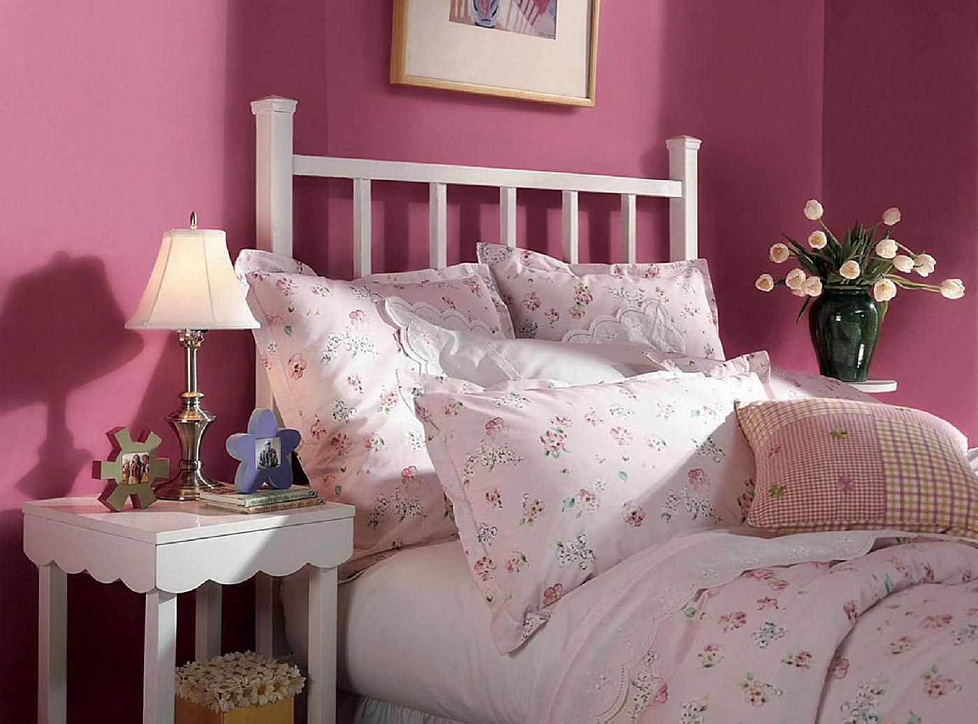 Purple Paint For Bedroom
 10 Great Pink and Purple Paint Colors for the Bedroom