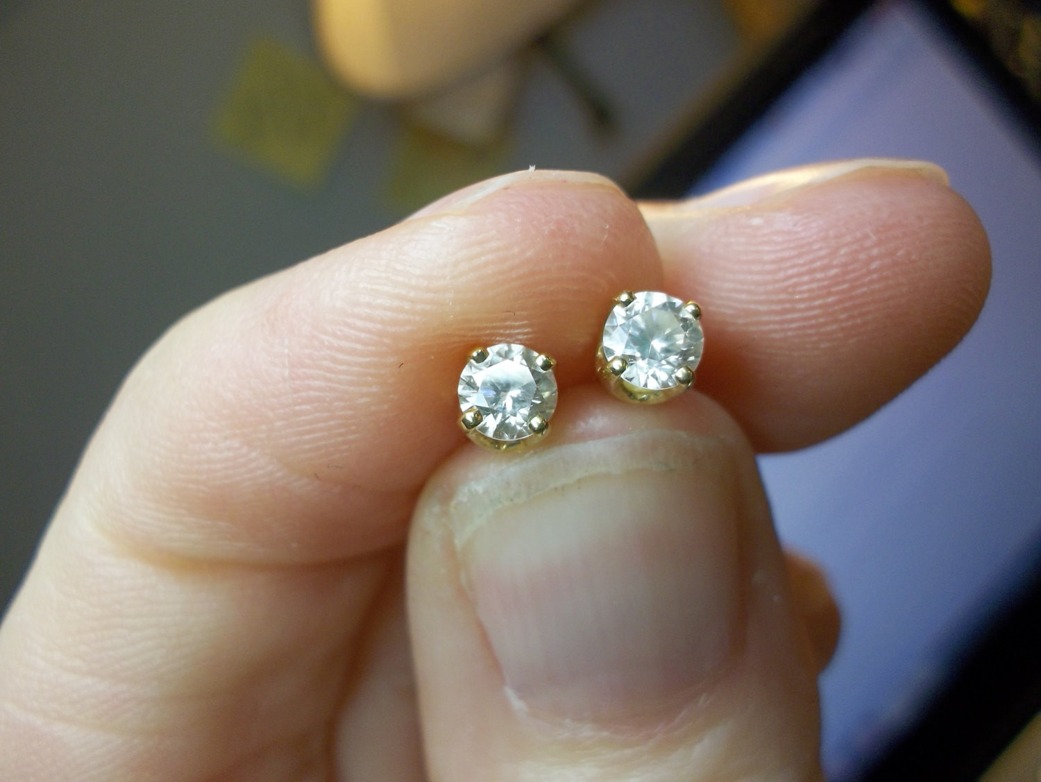 Quarter Carat Diamond Earrings
 RESERVED Pg Estate Quarter Carat Diamond Stud Earrings 14kt