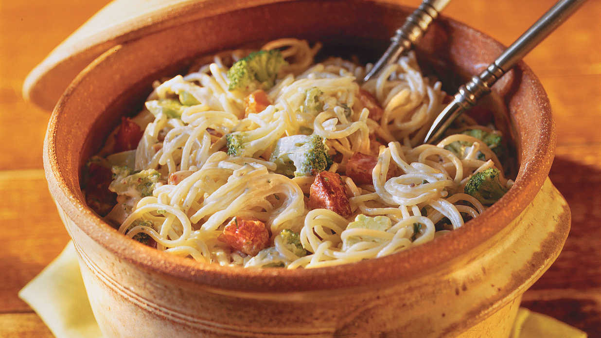 Quick Easy Dinners For 6
 Ham and Broccoli Ranch Noodles 15 Bud Friendly Dinner