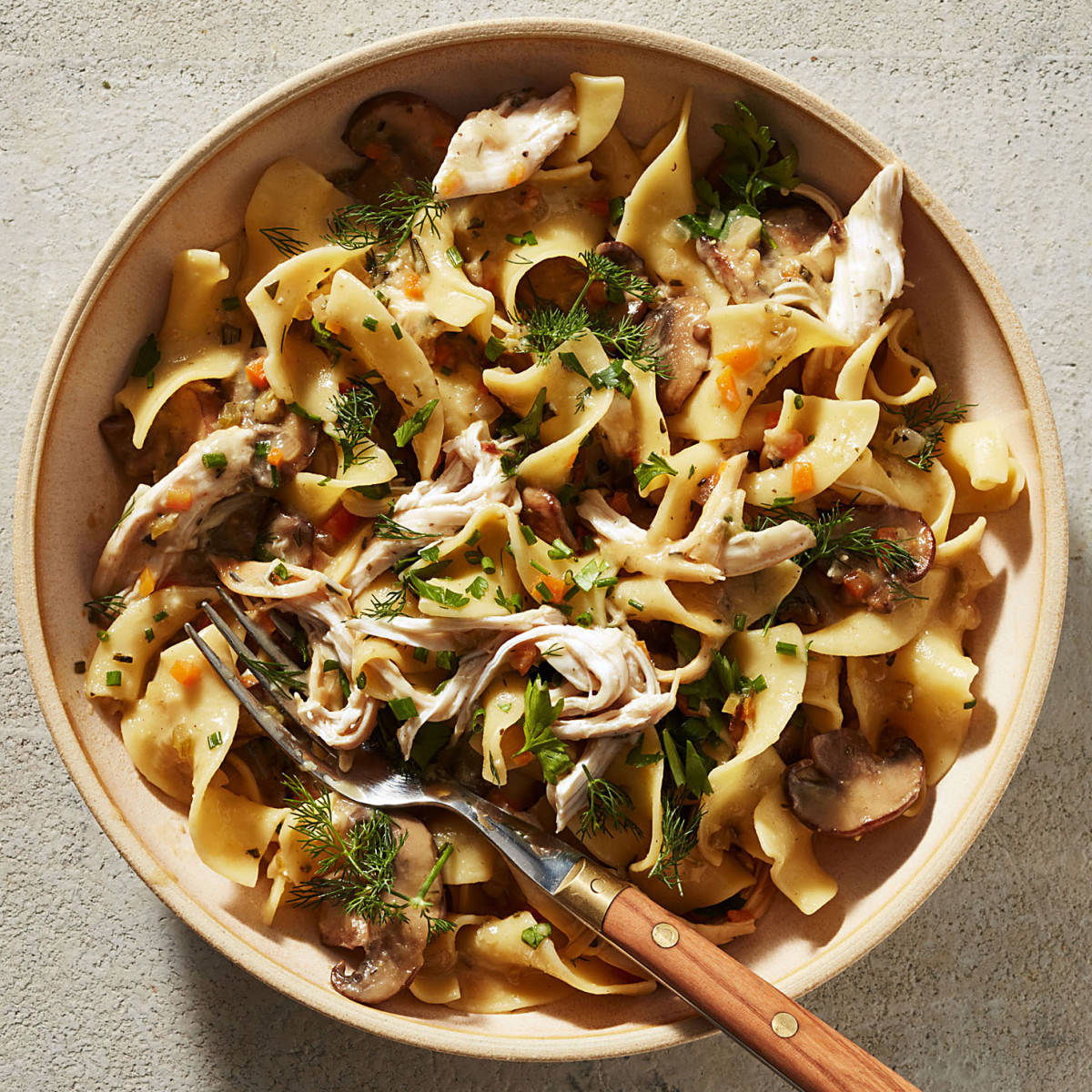 Recipe With Egg Noodles And Chicken
 Creamy Chicken & Mushroom Egg Noodles Recipe Rachael Ray
