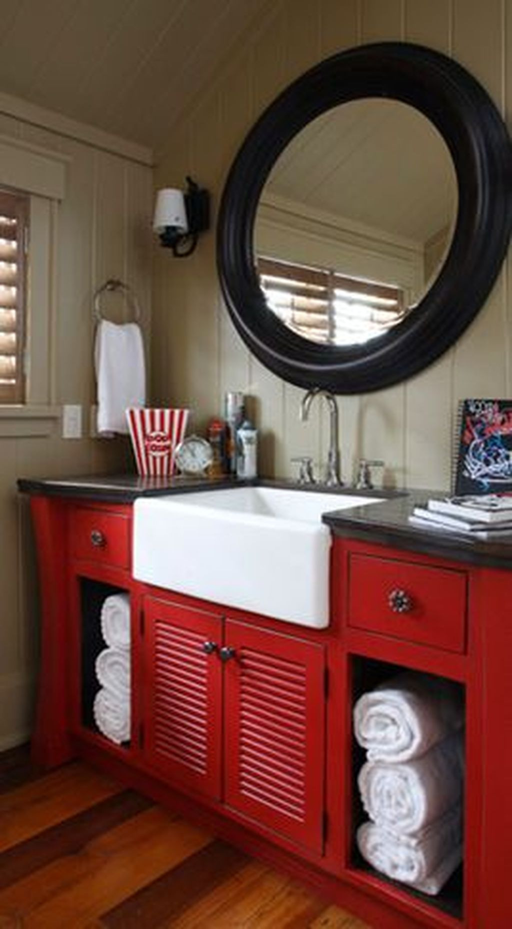 Red Bathroom Vanity
 42 Popular Red Black And White Bathroom Decor Ideas