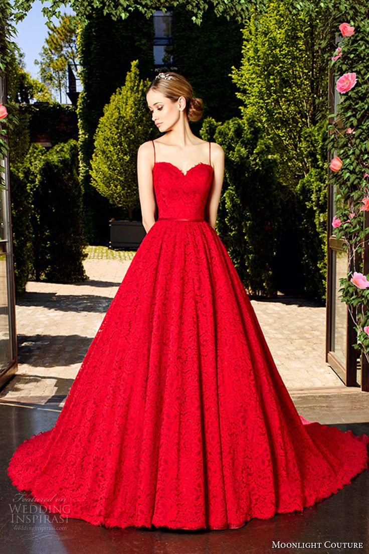 Red Wedding Gown
 Why Do Some Brides Get Married Using Red Wedding Dresses
