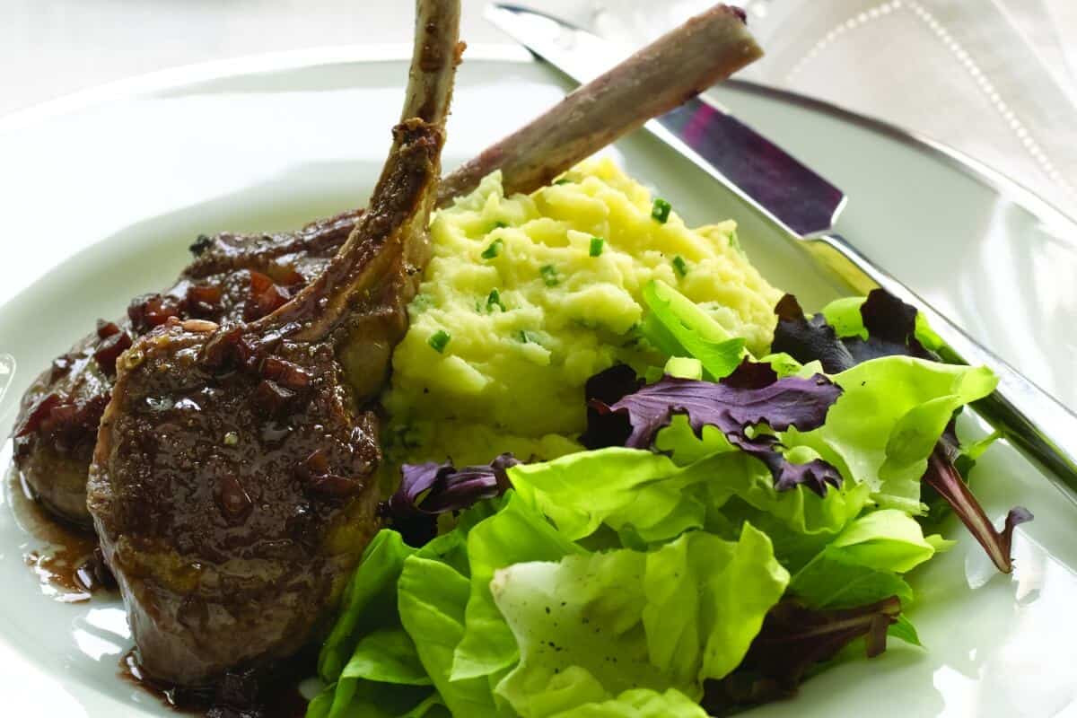 Red Wine Sauces For Lamb
 Baby Lamb Chops with Red Wine Sauce Recipe