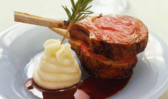 Red Wine Sauces For Lamb
 Lamb with creamy mash and red wine sauce