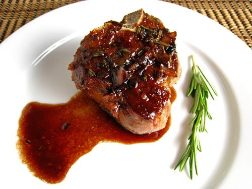 Red Wine Sauces For Lamb
 Lamb Chops with Pomegranate and Red Wine Sauce Recipe on
