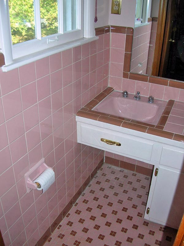 Refacing Bathroom Tiles
 Tile Refinishing in Nashville TN