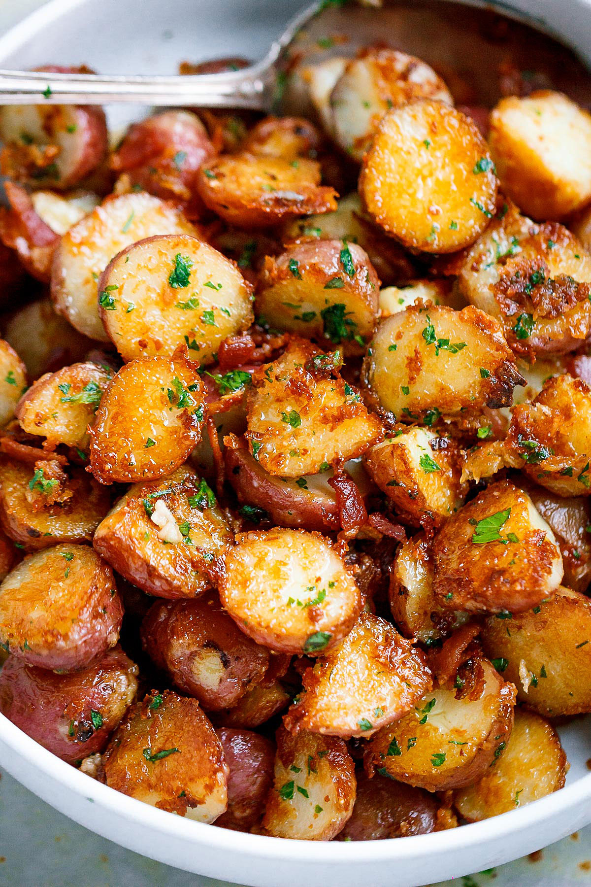 Roasted Baby Red Potatoes Recipe
 Roasted Garlic Potatoes with Butter Parmesan – Best