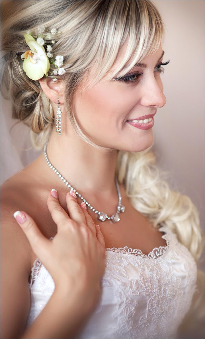 Romantic Bridesmaid Hairstyles
 23 Evergreen Romantic Bridal Hairstyles