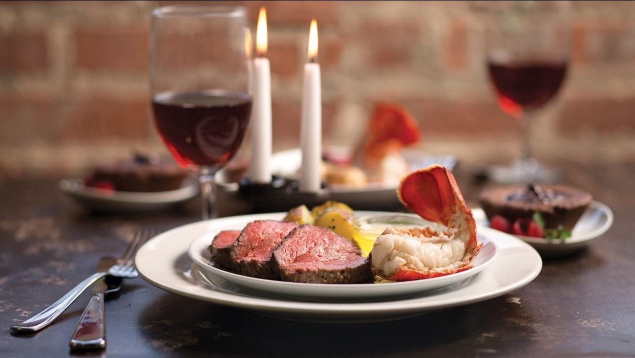 Romantic Dinners For Valentines Day
 Valentine s Day restaurant specials