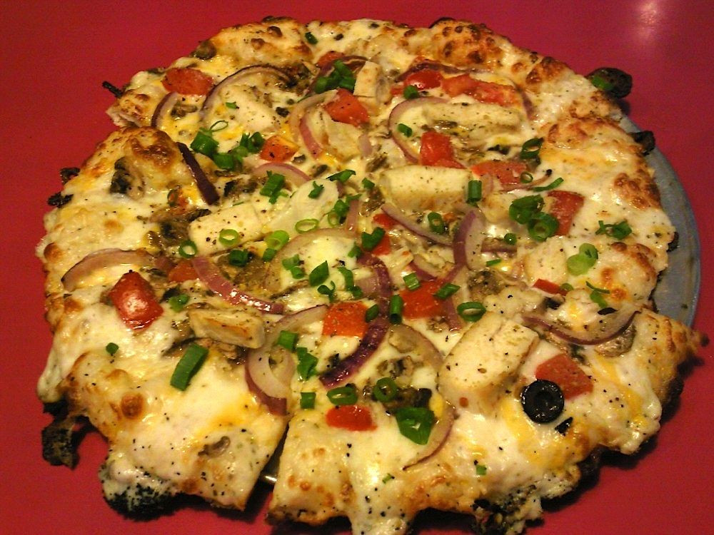 Round Table Pizza Sauce Recipe
 Round Table Chicken Garlic Gourmet Pizza