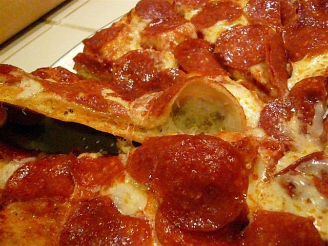 Round Table Pizza Sauce Recipe
 Round Table Pizza dough recipe Part e With images
