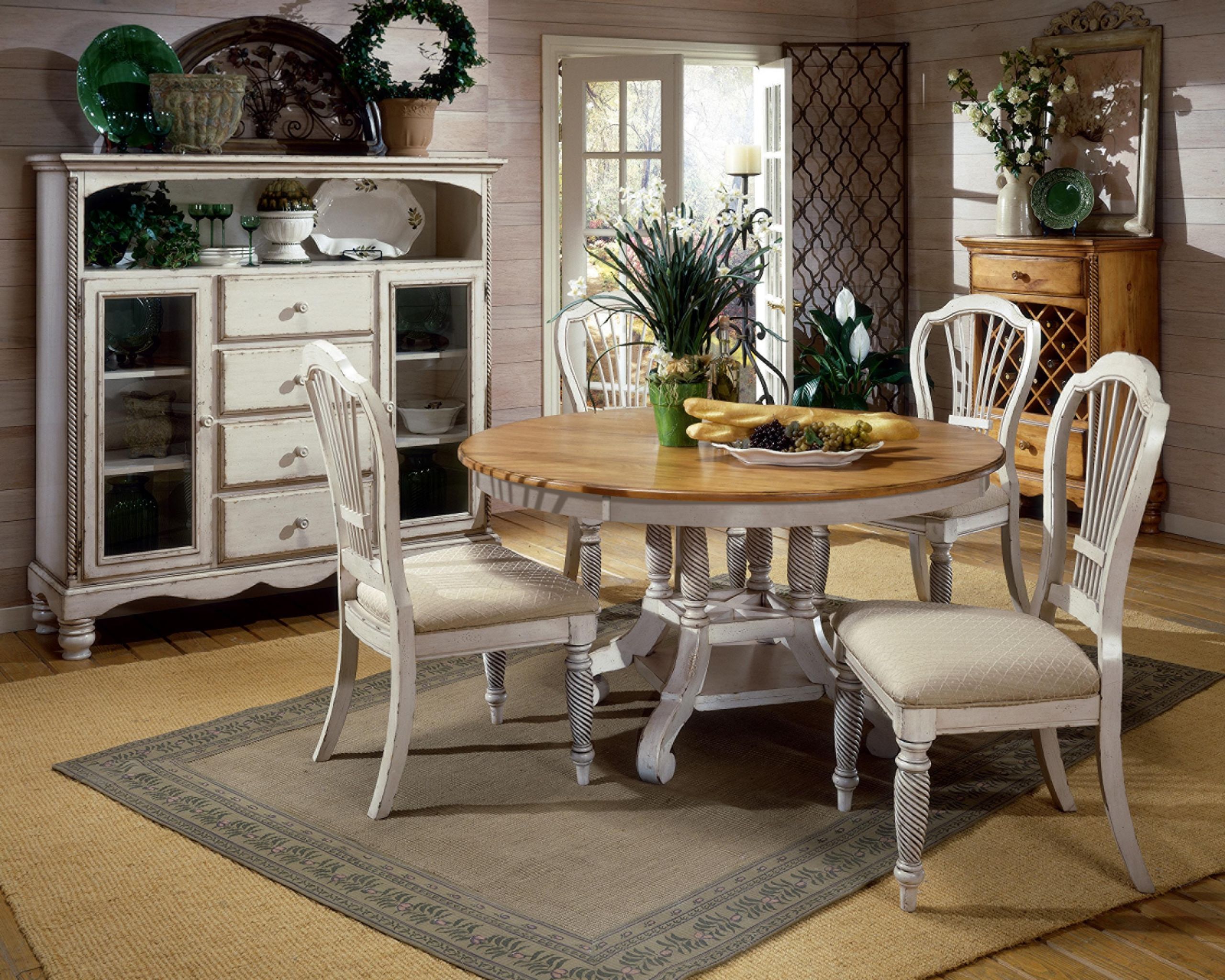 Round White Kitchen Table Sets
 Beautiful White Round Kitchen Table and Chairs – HomesFeed