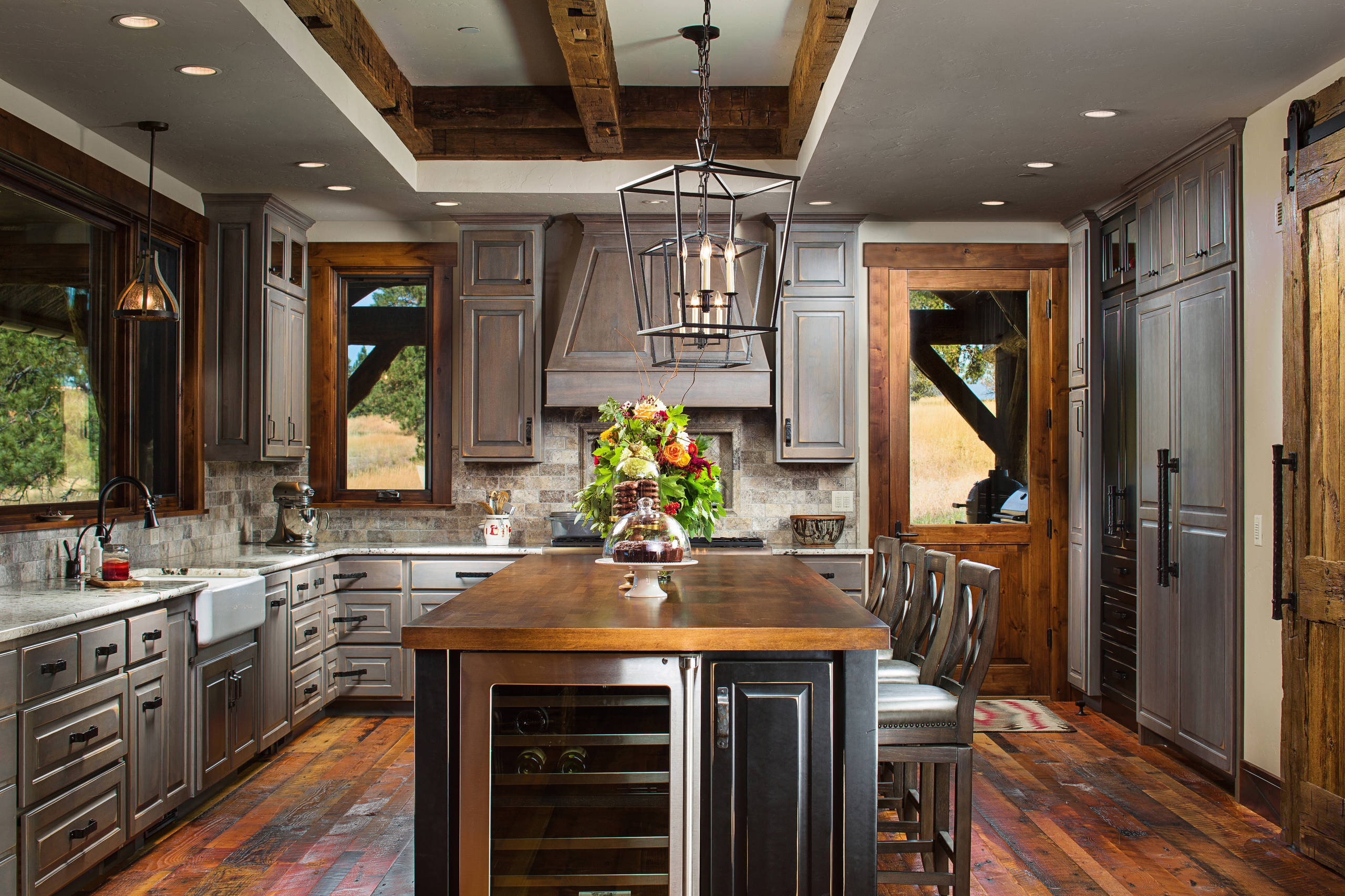 Rustic Farmhouse Kitchen
 25 Rustic Farmhouse Style Kitchen Decor Ideas House n