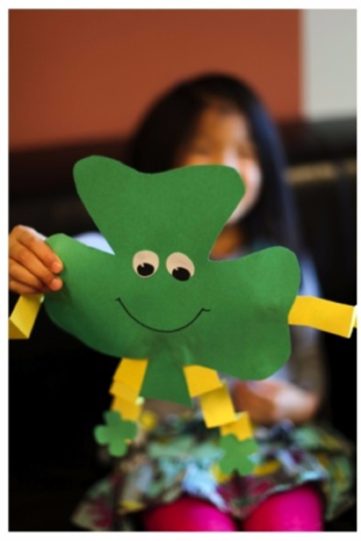 Saint Patrick Day Arts And Crafts
 35 St Patrick s Day Crafts For Kids Easy St Paddy s Day
